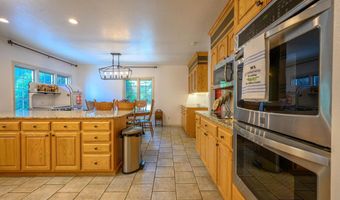 25 Aberdeen Dr, Batesville, AR 72501