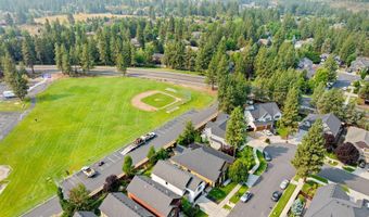 19545 Salmonberry Ct, Bend, OR 97702