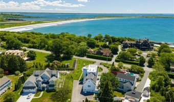 592 Tuckerman Ave, Middletown, RI 02842