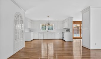 332 W 54TH St, Anniston, AL 36206