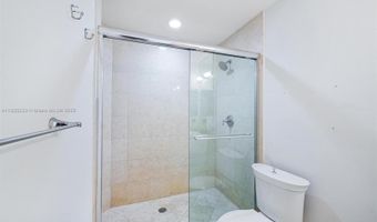 20000 E Country Club Dr TS02, Aventura, FL 33180
