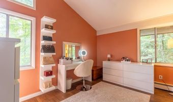 427 WALDEN Ln, Hockessin, DE 19707
