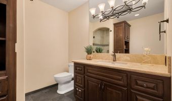 3181 Goldenspur Dr, Camarillo, CA 93010