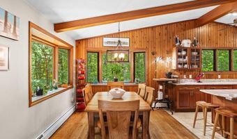 515 Williams Crossing Rd, Coventry, RI 02816