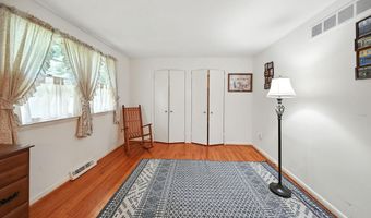 10 CAREY, Ambler, PA 19002