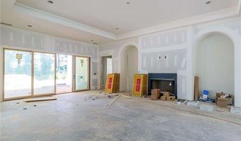 195 Shady Grv, Alpharetta, GA 30009