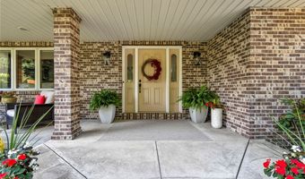 48261 Rice Rd, Amherst, OH 44001
