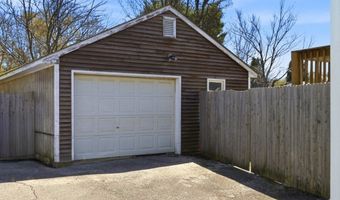 90 Sweetbriar Ave, East Providence, RI 02915
