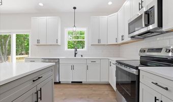 852 Stony Mountain Rd, Albrightsville, PA 18210
