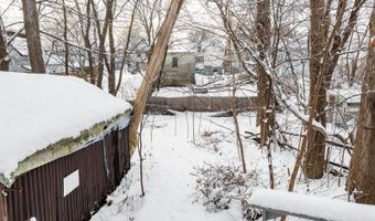 106 Parker St, Bangor, ME 04401