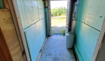 21 Pioneer Way, Aurora, ME 04408
