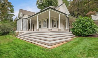 111 Rathfarnham Cir, Asheville, NC 28803