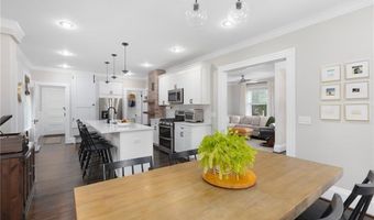 157 Arnold Ave, Cranston, RI 02905