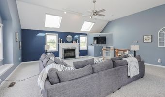6 Jennifer Ln, Amherst, NH 03031