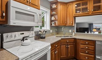 726 HILLCREST Dr, Annapolis, MD 21409