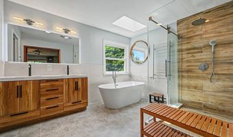 114 Claremont Dr, Albrightsville, PA 18210