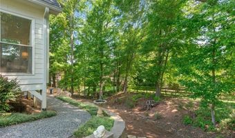 1905 Broadwell Oaks Dr, Alpharetta, GA 30004