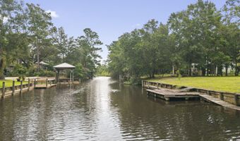 10051 Cain Rd, Bay St. Louis, MS 39520