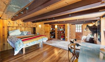 29012 Crags Dr, Agoura Hills, CA 91301