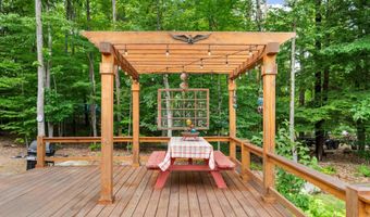 85 Lakeview Ave, Bristol, NH 03222