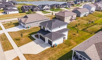 3217 Lakeview Dr SE, Altoona, IA 50009