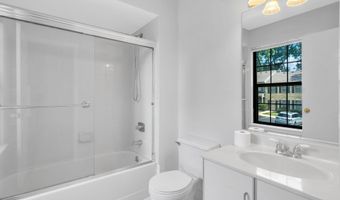 242 Perth Hill Ct, Aberdeen, NJ 07747