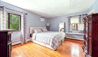 10 Coffey St 25, Boston, MA 02122