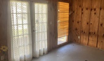 24 E First St, Beaver, OK 73932