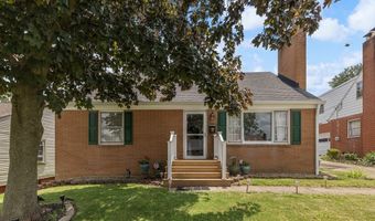 958 Cornell Dr, Alliance, OH 44601