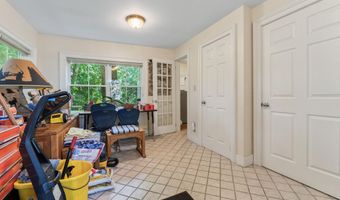 823 Washington St, Bath, ME 04530