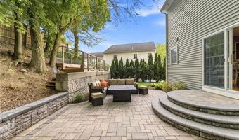 15 Aborn Ave, Cumberland, RI 02864