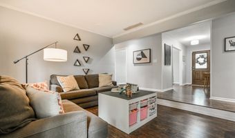8230 Hill Gail Dr, Indianapolis, IN 46217