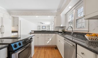 919 BERWICK Dr, Annapolis, MD 21403