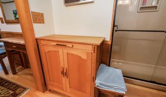 1108 Elm St, Baldwin City, KS 66006