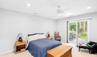 60 Thomas Sumter St, Beaufort, SC 29907