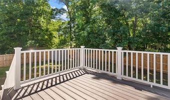 66 Hunters Crossing Dr, Coventry, RI 02816