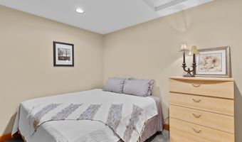303 S MARINE St, Rockaway Beach, OR 97136