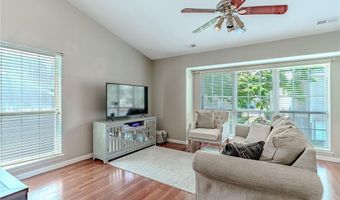 1332 Highland Oaks Dr D, Ballwin, MO 63021