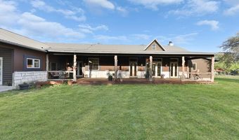 1523 Meadow Gln, Adkins, TX 78101