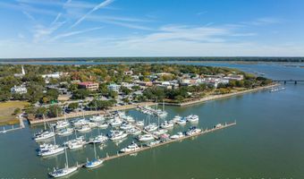 100 Thomas Sumter St, Beaufort, SC 29907