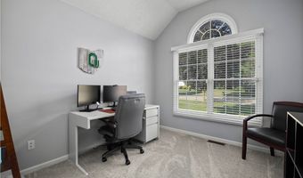 1050 Coopers Run, Amherst, OH 44001