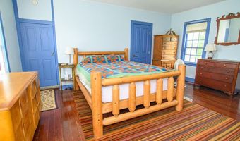 23613 FRONT St, Accomac, VA 23301