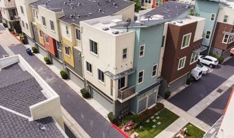 225 Royal Gln 404, Escondido, CA 92025