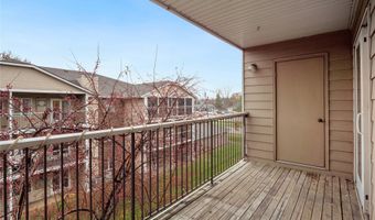 301 SE Delaware Ave 303, Ankeny, IA 50021