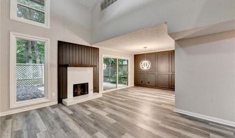 6221 Willow Run Rd, Peachtree Corners, GA 30092