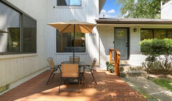 2360 S ARLINGTON RIDGE Rd, Arlington, VA 22202