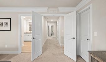 12428 SEA OAKS Ln 4, Berlin, MD 21811