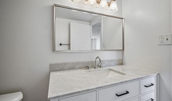 5225 POOKS HILL Rd #1705N, Bethesda, MD 20814