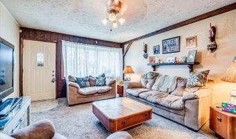 3 George St, Avenel, NJ 07001