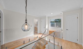 30729 Lakefront Dr, Agoura Hills, CA 91301